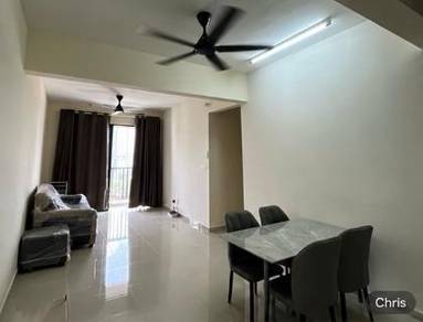 Condominium For Rent in Ideal Venice Residency