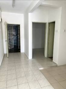 Apartment For Rent in Golden Villa