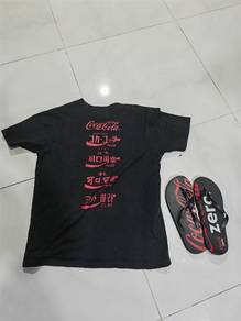 Coca-Cola T-shirt and Zero Flip-flops
