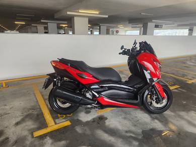 Yamaha XMAX