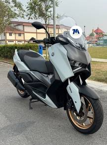 Yamaha XMAX