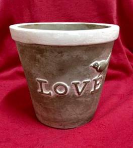 LOVE Ceramic Pot - Ht 4.5 inches