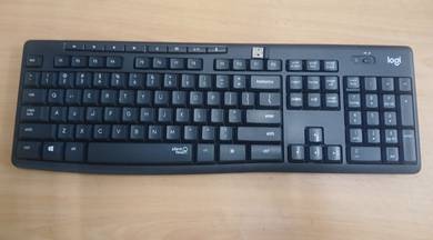 Logitech Wireless keyboard shj