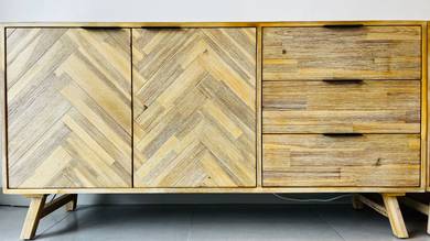 Livingroom cabinet