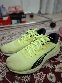 kasut sukan