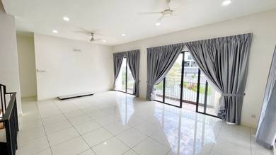 Semi-Detached House For Sale in Kajang,SGR