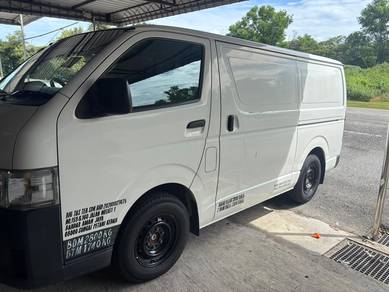 Toyota hiace 2021