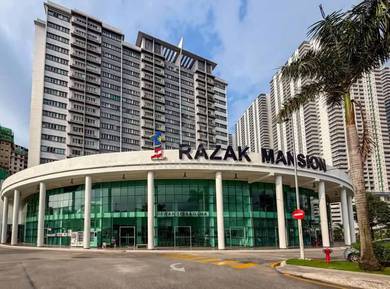 Condominium For Sale in 1 Razak Mansion