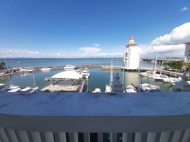 Service Residence For Sale in The Suites @ Waterside (Straits Quay)