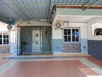 homestay bukit merah