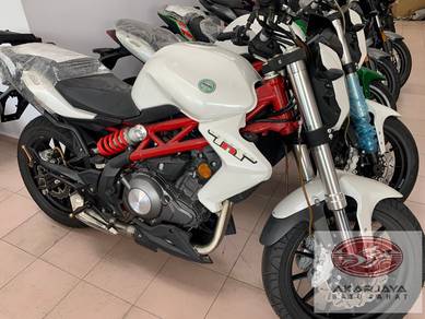 Benelli TNT 300
