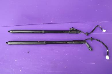 NISSAN X Trail T32 POWER BOOT ABSORBER