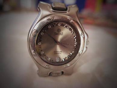 Swistar Quartz Round Silver Dial Fashion Watch