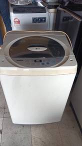 Mesin Basuh LG 9kg