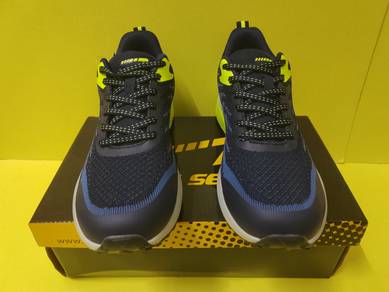 ITEM BARU_Outdoor Shoes LINE 7 size 40 Navy Color
