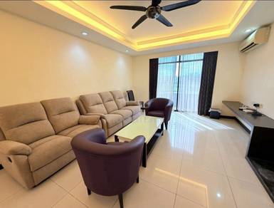 Condominium For Sale in Fairway Mansions