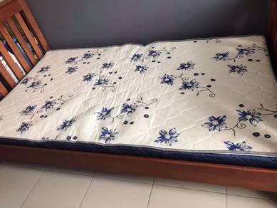Bed & Frame