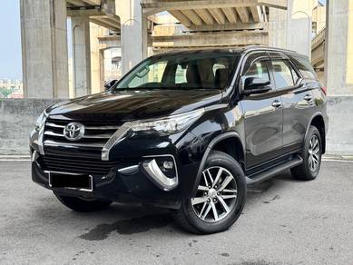 Toyota Fortuner SRZ 4X4 in Cheras, KUL
