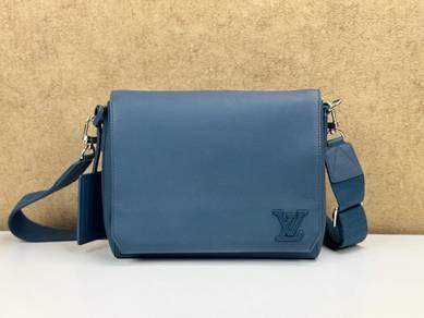 [RAYA SALES]Louis Vuitton M59327 New Messenger Bag