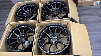 Rays ZE40 M Spec R34 GTR Wide Body Rim Wheels 12J