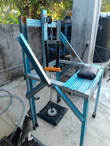 Meja training gusti lengan/ Armwrestling table