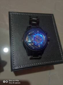 Jam tangan submarine