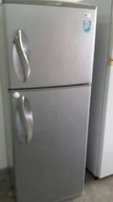 2 Pintu LG Fridge Ice Peti Sejuk Refrigerator Ais