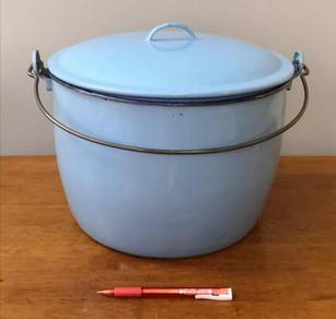 Periuk ayan antique enamel pot