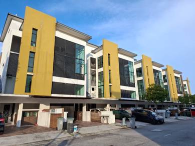 Townhouse Condo For Rent in Cempaka Seri @ Kota Seriemas