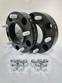 Toyota Land Cruiser 200 JXW wheel spacer