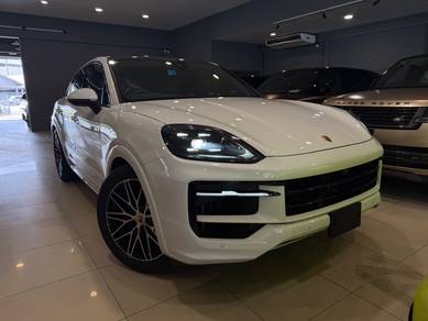 2024 Porsche Cayenne BASE