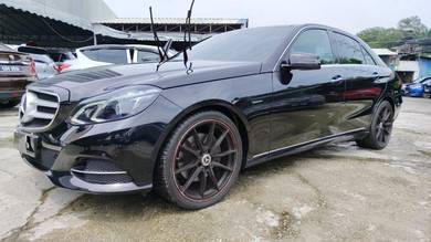 Mercedes Benz E250 250 AMG (CBU) in Kepong, KUL