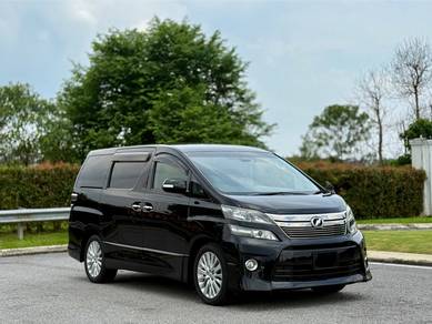 Toyota Vellfire X in Johor Bahru, JHR
