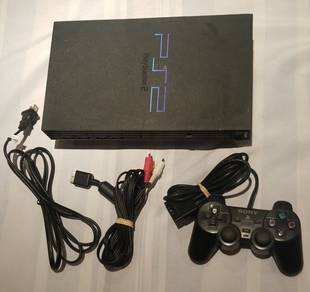 PS2 Fat version (black). 1 set