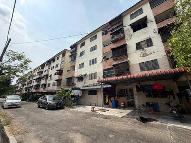 Flat For Sale in Taman Seruling Emas Flat