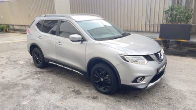 Nissan X-Trail in Old Klang Road, KUL
