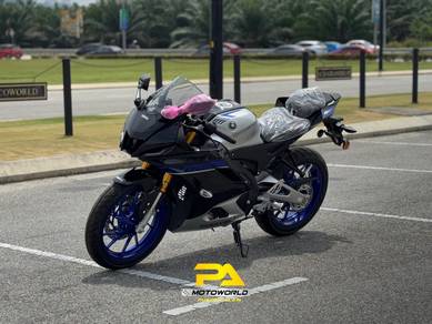 Yamaha R15