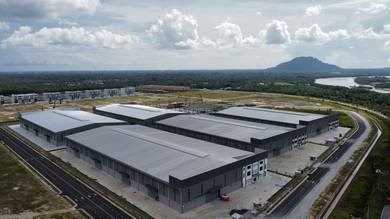 Warehouse / Factory For Rent in Pulau Carey,SGR
