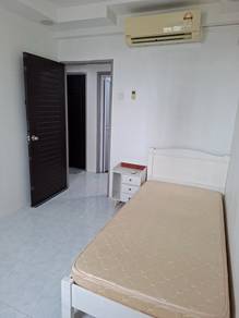 Room in Jelutong, PNG