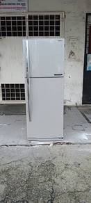 2d Toshiba fridge refrigerator peti sejuk peti ais