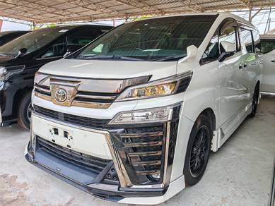 Toyota Vellfire GOLDEN EYES III in Kajang, SGR