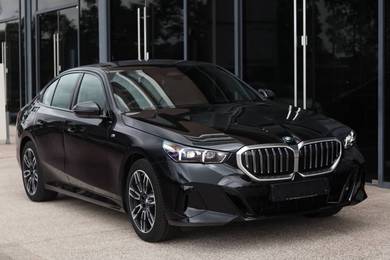 BMW 520i 20I M SPORT in Klang, SGR