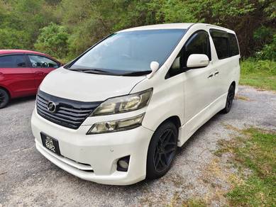Toyota Vellfire V in Seri Kembangan, SGR