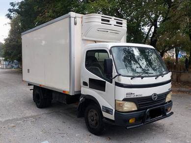 2011 Hino 300 Series XZU413R-HKMMB3 4.0 MT