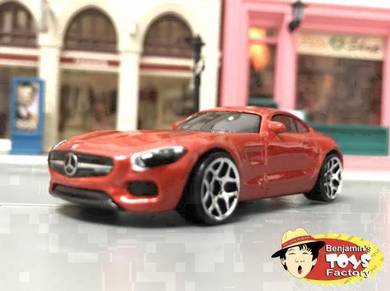Hot Wheels 15 Mercedes-AMG GT HW0196
