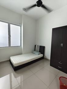 Room in Bukit Minyak, PNG