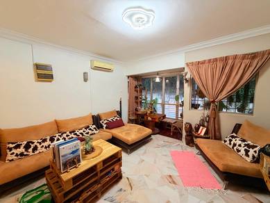 Townhouse Condo For Sale in Taman Midah Apartment