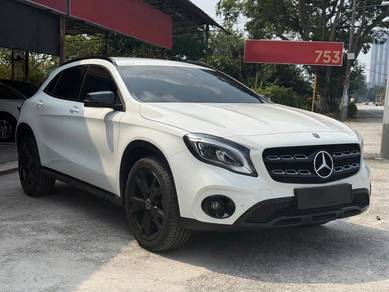 Mercedes Benz GLA200 200 (CBU) in Cheras, SGR