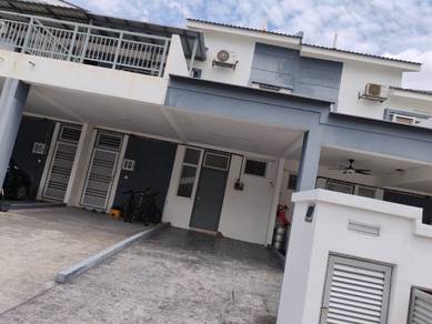 Townhouse For Sale in Puncak Alam,SGR