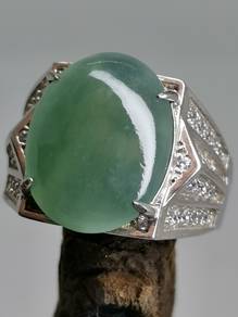 Ais Hijau Muda Giok Jadeite Jed Burma Asli Type A